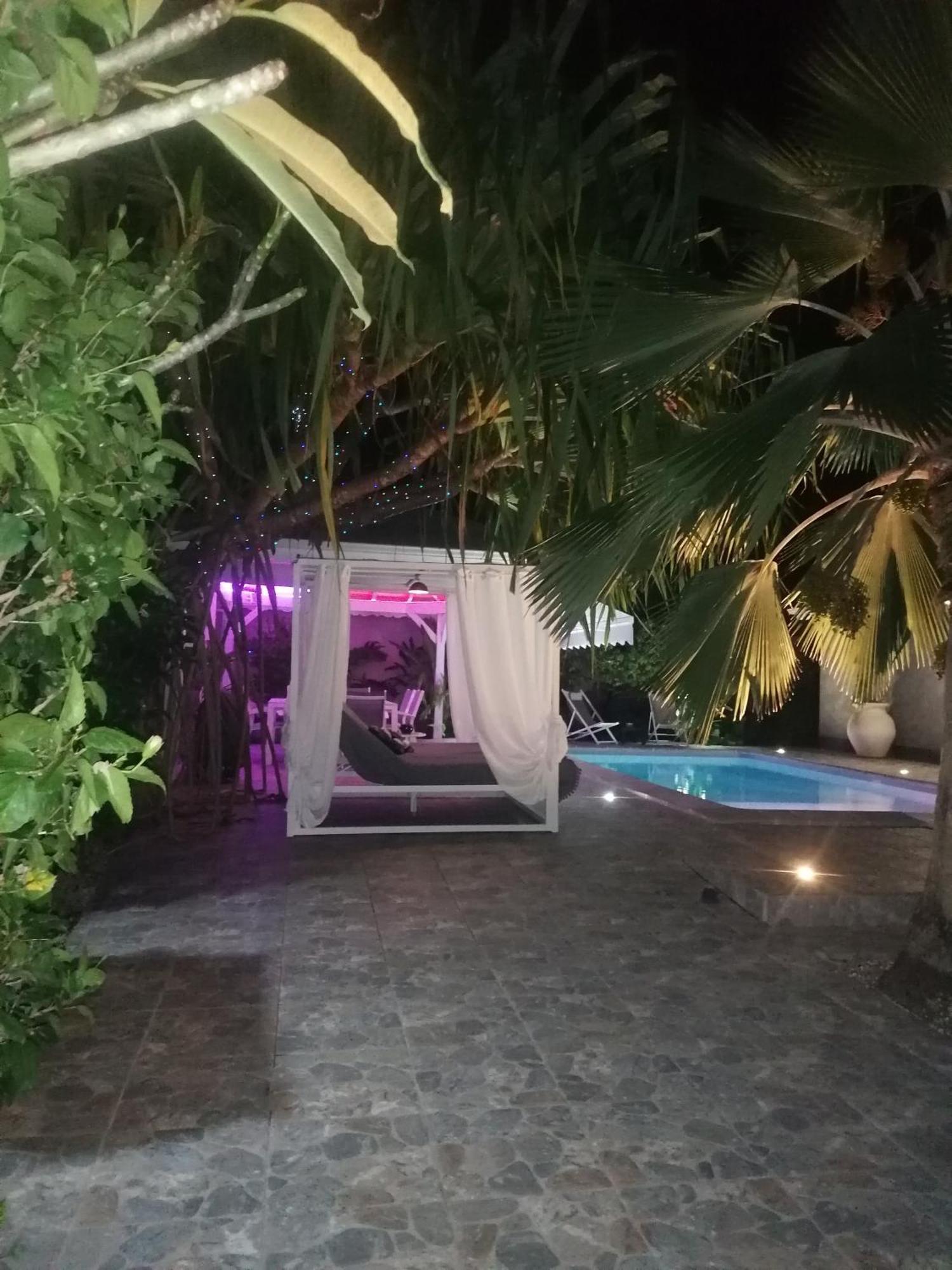 Villa Almeida A 500M De La Plage Courcelles 外观 照片